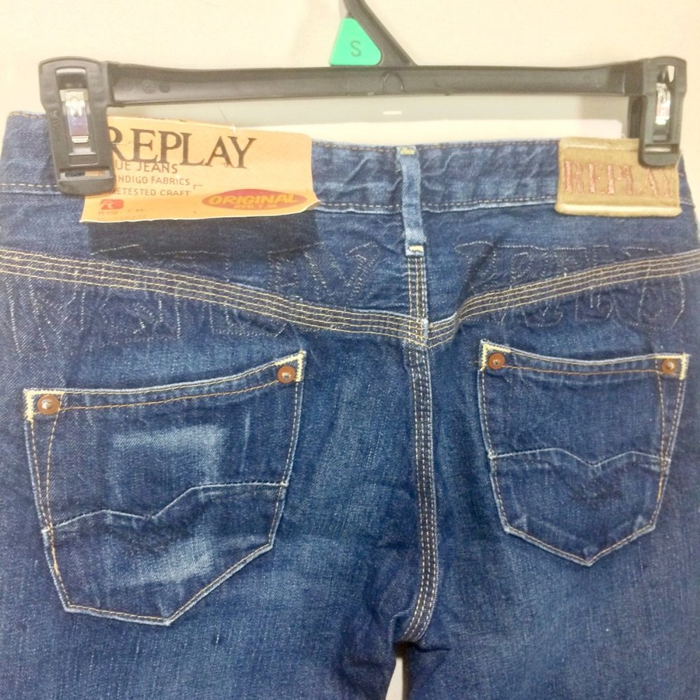 Replay women's size 28 button fly cigarette pack branded capri crop jeans